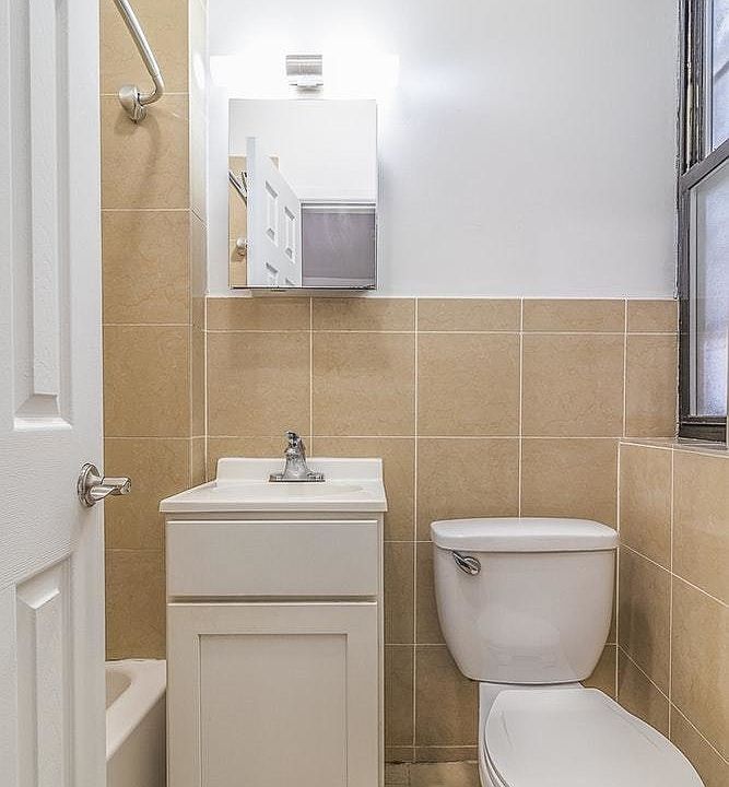 1st image of 341 W 45th St #710