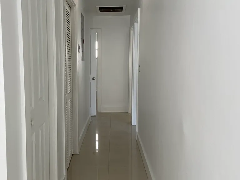 hallway from living room to bedrooms