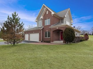 2013 Stone Dr, McHenry, IL 60051