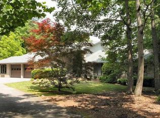 445 Mapledale Trl, Sharpsburg, GA 30277