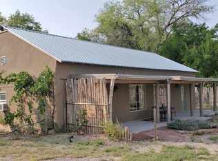 7B Plant Farm Rd, Santa Fe, NM 87506