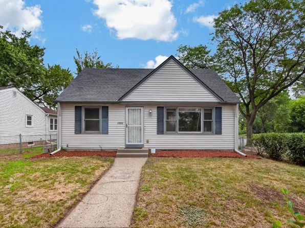 4900 Thomas Ave N, Minneapolis, MN 55430