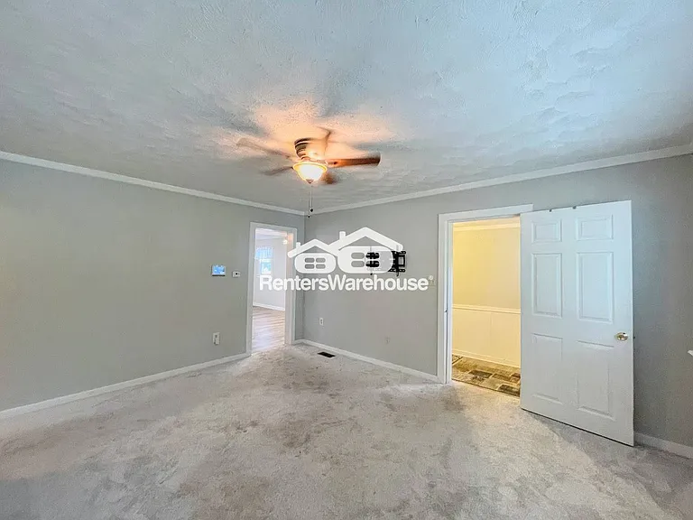 8455 Radnor Rd — Photo 10