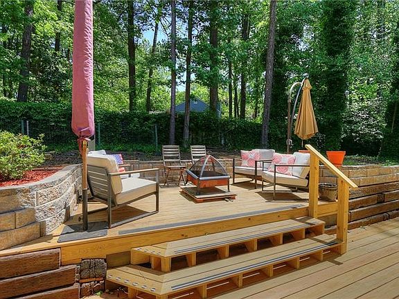 3rd image of 1085 Barrington Landing Ct