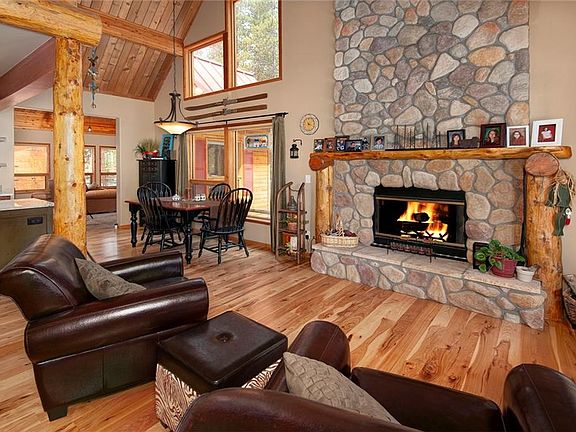 2nd image of 31 Pine Cir