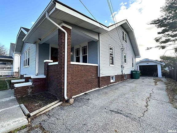 3rd image of 750 Warren St