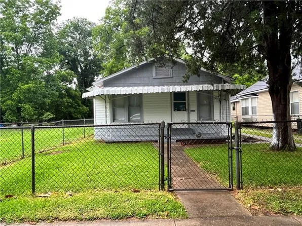 2904 Wise St, Alexandria, LA 71301