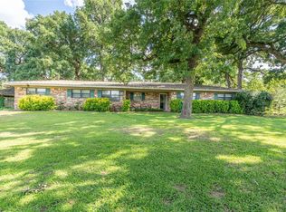 459 Farm Road 2352, Sumner, TX 75486