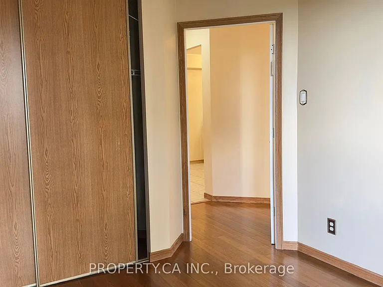 1131 Steeles Ave W #609 — Photo 16