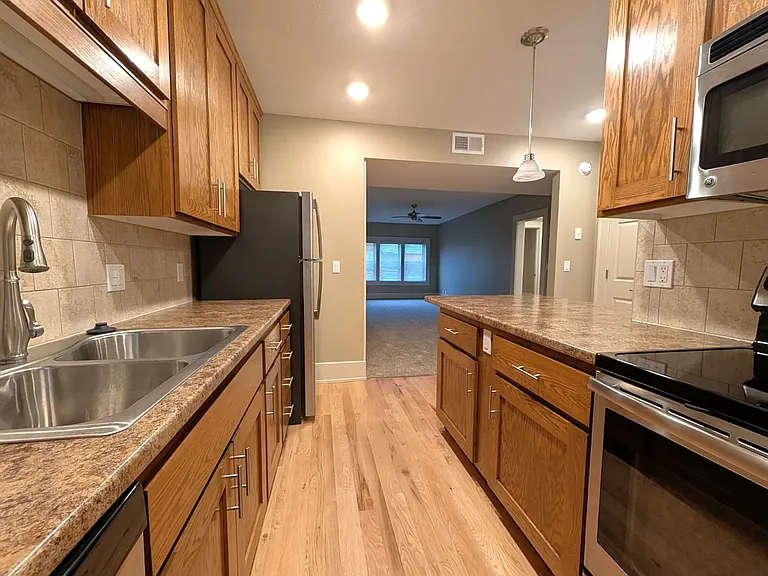 3708 Dodge St — Photo 2