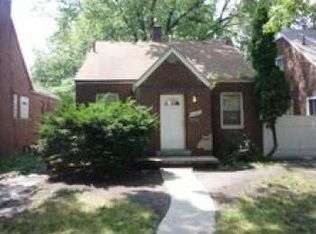 16625 Lesure St, Detroit, MI 48235
