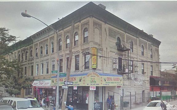 4th image of 133 Irving Ave