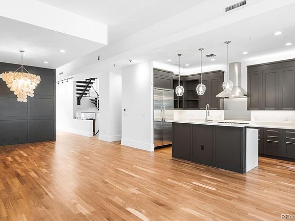 3rd image of 2133 18th St #Rl