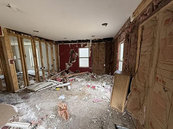 5th image of 3305 Franor St