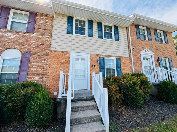 341 New Kent Rd, Blacksburg, VA 24060