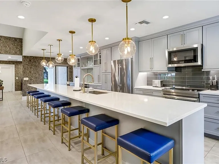 27052 Kindlewood Ln — Photo 1