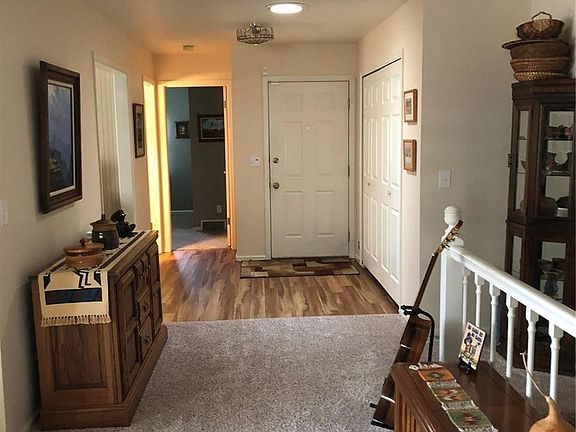 3rd image of 2669 Elmhurst Cir