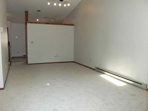 5th image of 5279 Creekside Blvd #2