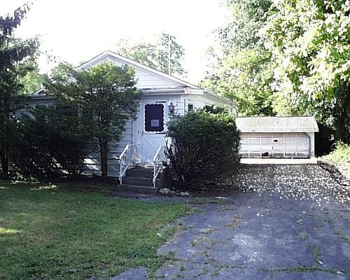 1st image of 25709 W Wilson Ave