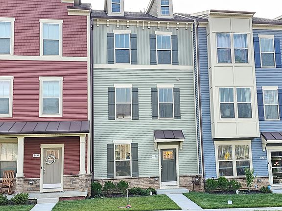 2nd image of 8650 Satinwood Dr
