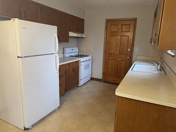 5th image of 3506 Harrison Ave #3512