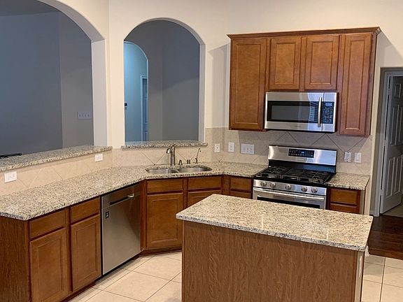 4th image of 12908 Flat Creek Dr