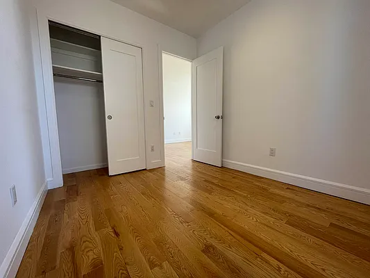 Rented by HOLTON REAL ESTATE INC. | media 26