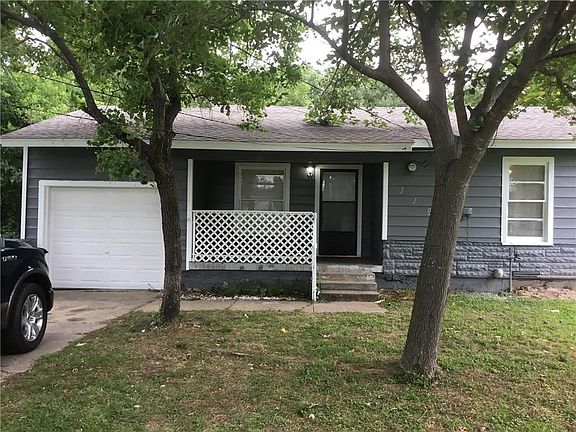 2nd image of 11923 Badger Dr