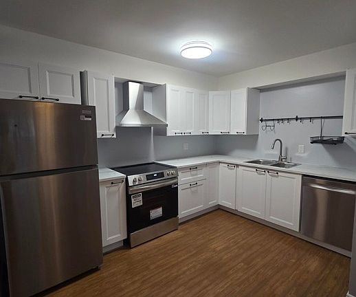 5th image of 126 Bell Farm Rd