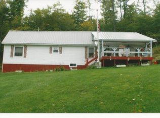 195 Lake Rd, Chateaugay, NY 12920