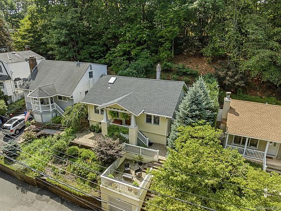 4th image of 99 Norwood Avenue