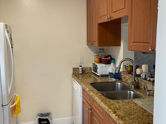 4th image of 7940 NW 50th St APT 206