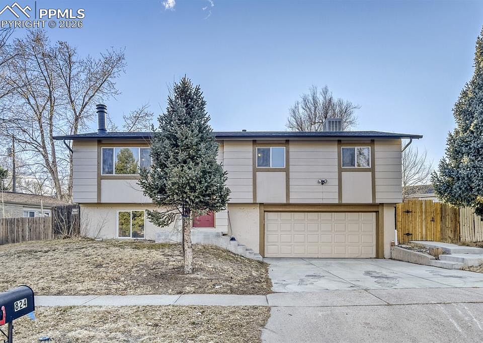 1st image of 824 Holmes Dr