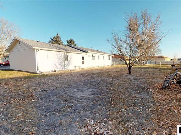 5th image of 3618 Campbell Dr