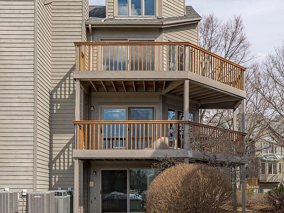 2nd image of 2202 Chesapeake Harbour Dr