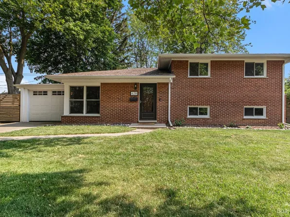 628 Susan Dr, Ann Arbor, MI 48103