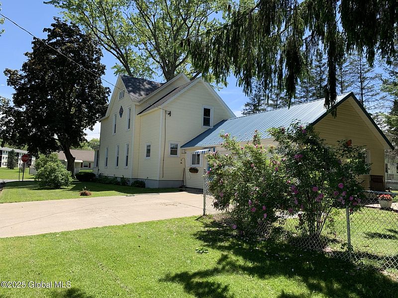 2nd image of 5 N East Avenue