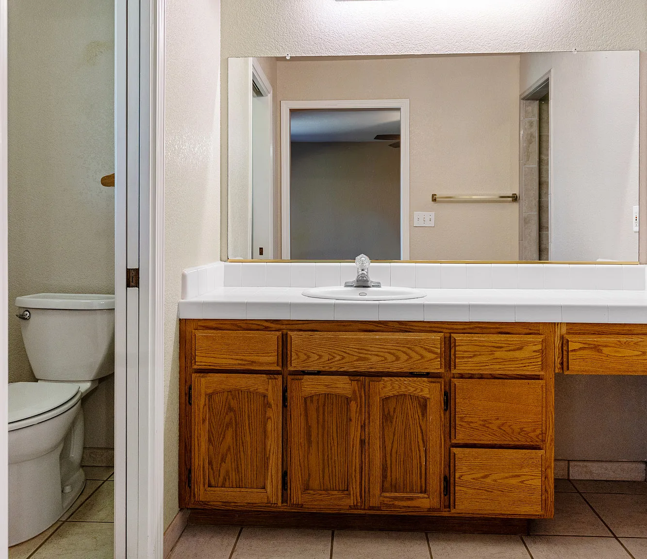 933 Chisholm Trl — Photo 4