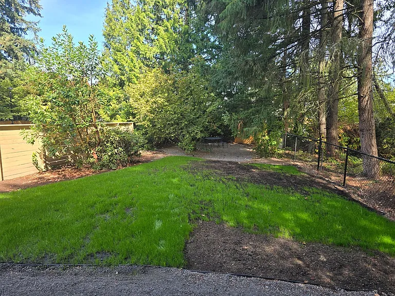 7024 SW 152nd Ave — Photo 2