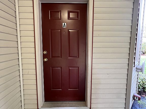 4th image of 4302 103rd Ave SE Unit A