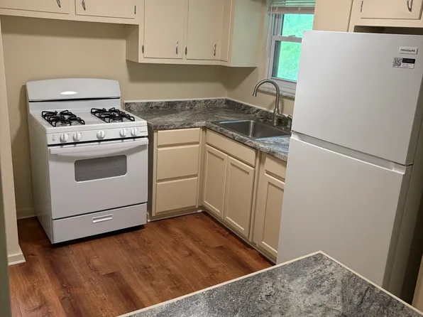 494 Long Rd, Pittsburgh, PA 15235