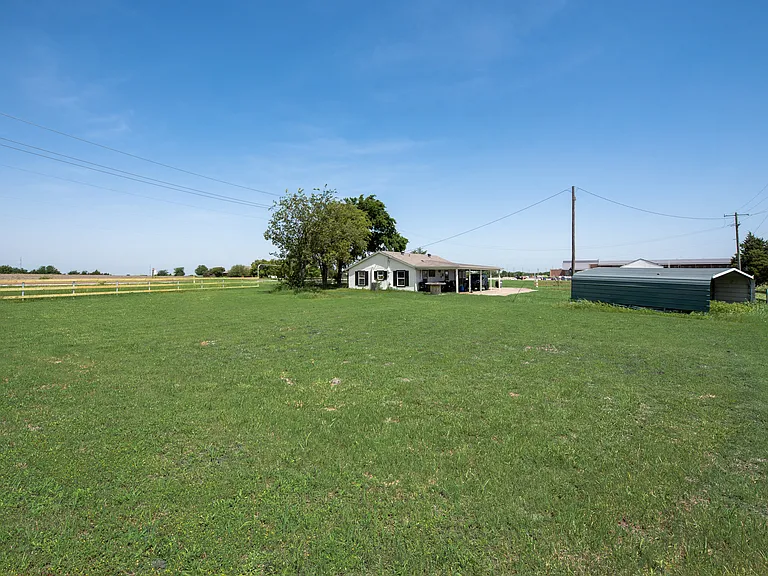 354 N FM 1138 — Photo 16