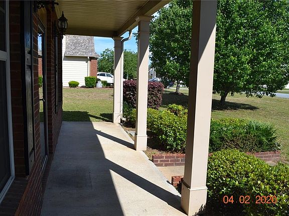 5th image of 9 Avery Dr