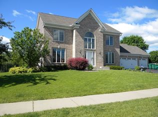 8549 Carriage Hill Rd, Savage, MN 55378