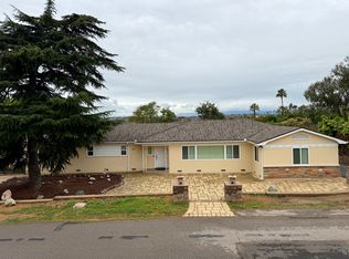 407 Ocean View Dr, Vista, CA 92084