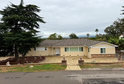 407 Ocean View Dr Photo 1