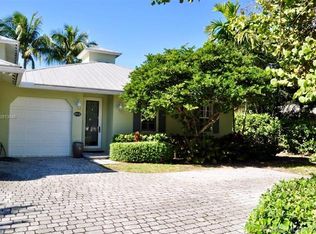 10530 SW 77th Ave #1, Pinecrest, FL 33156