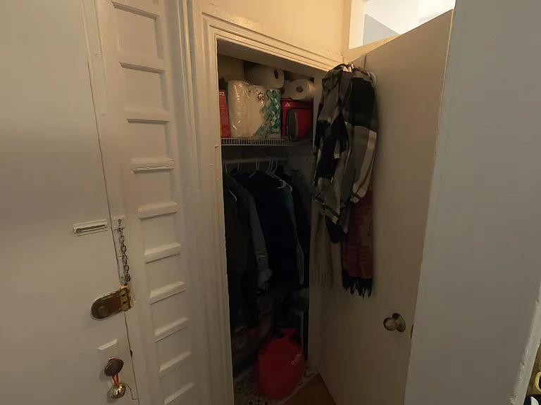 1900 Mount Vernon St #2-R — Photo 6