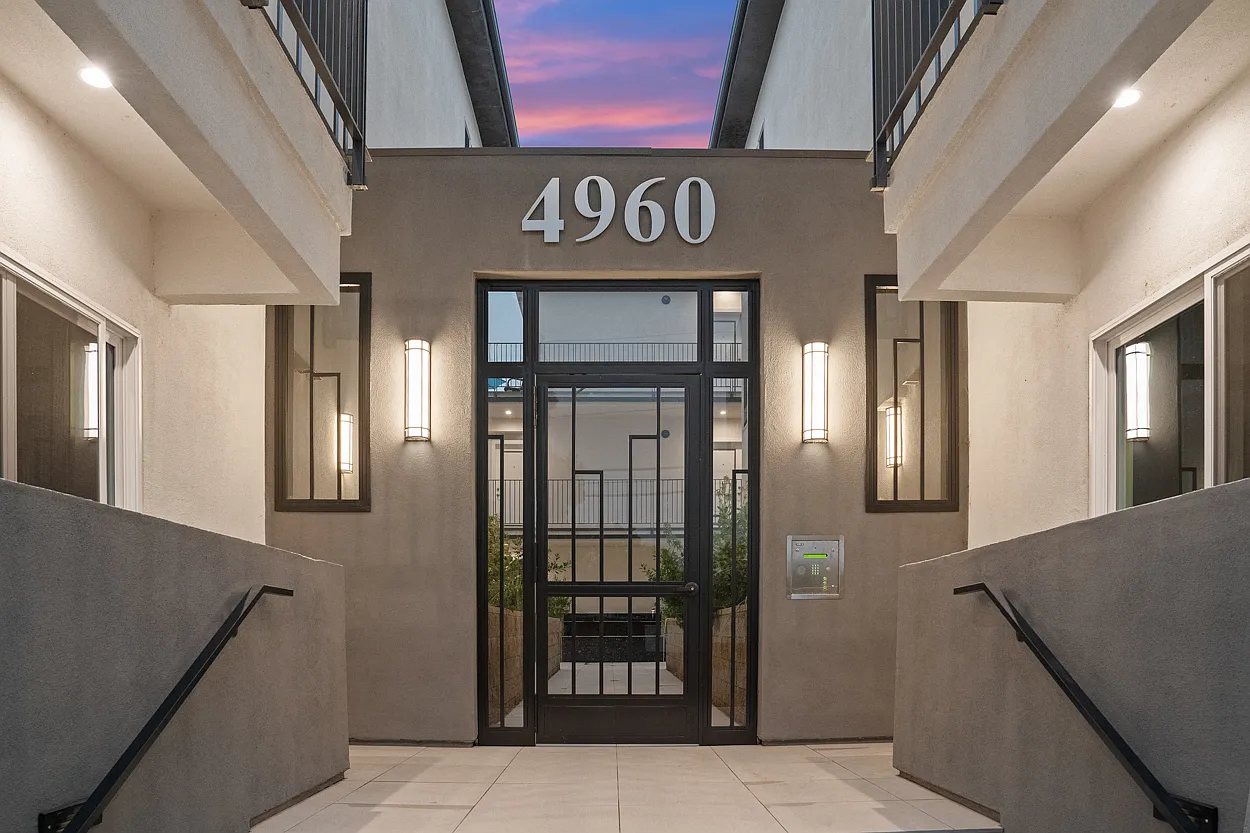 2 bed, 1257 sqft, $3,195 — Photo 4