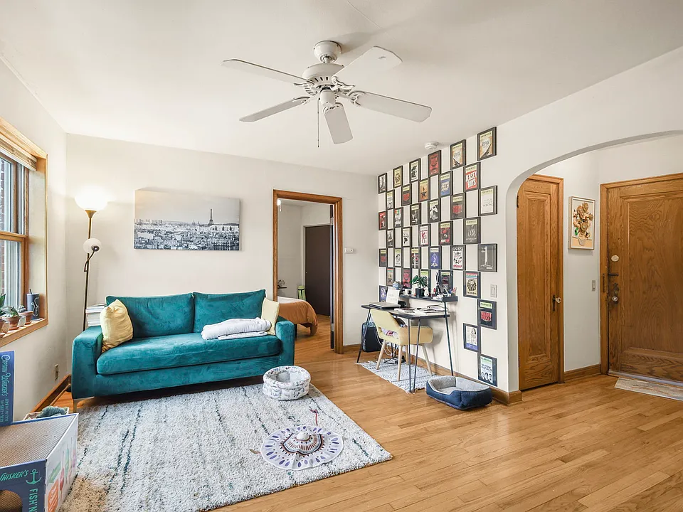 2609 University Ave #2